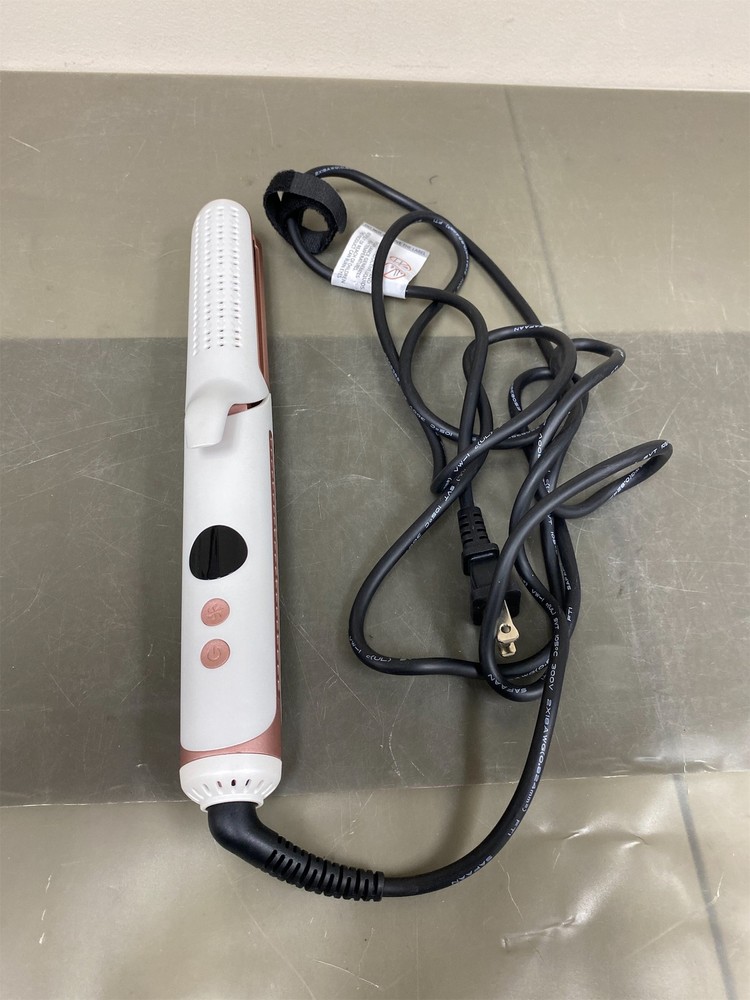 Blushmarks hair straightener