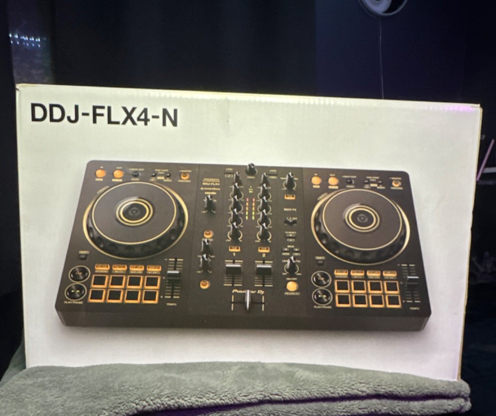 Pioneer DJ DDJ-FLX4-N Double Deck Controller, Built-in Mixer, USB, Loop/Filter