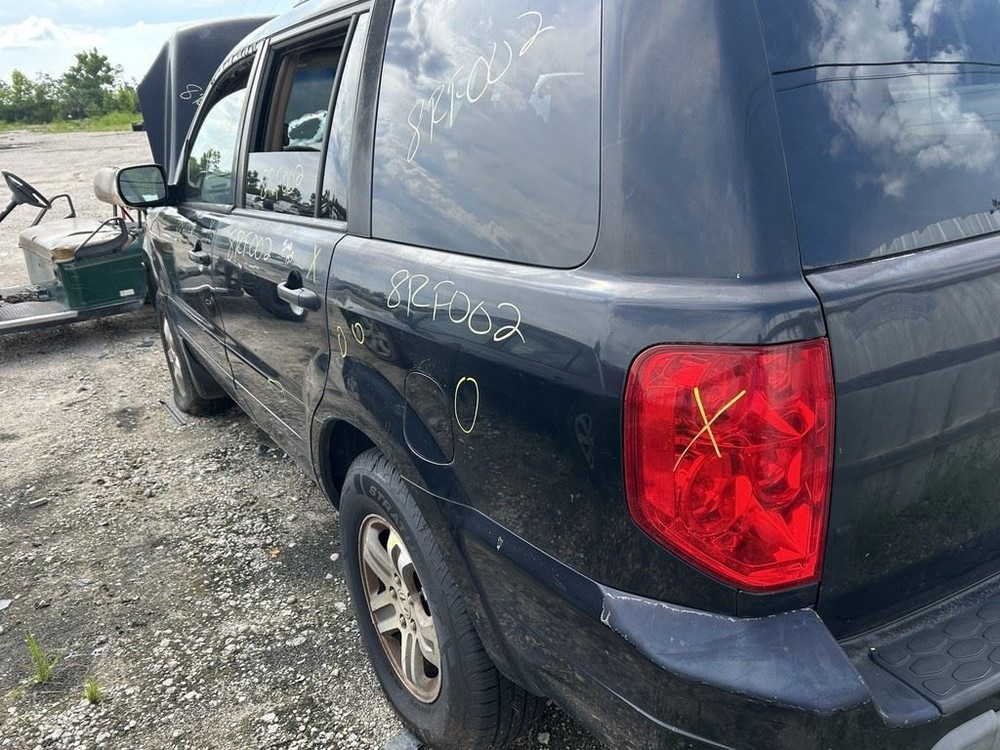 PILOT 2004 Keys/Latches/Locks 104861241