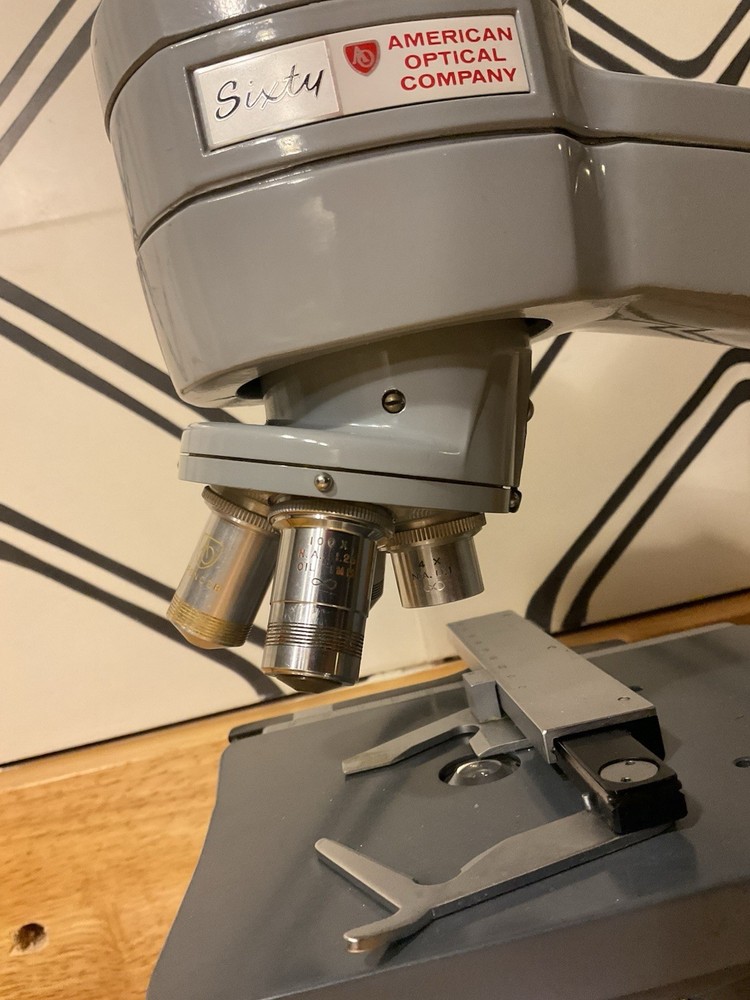 American Optical Educational Microscope Series Sixty (60) With 4 Objectives