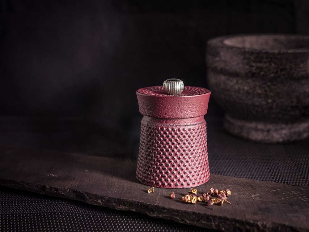 Bali 3 Inch Cast Iron Pepper Mill, Red
