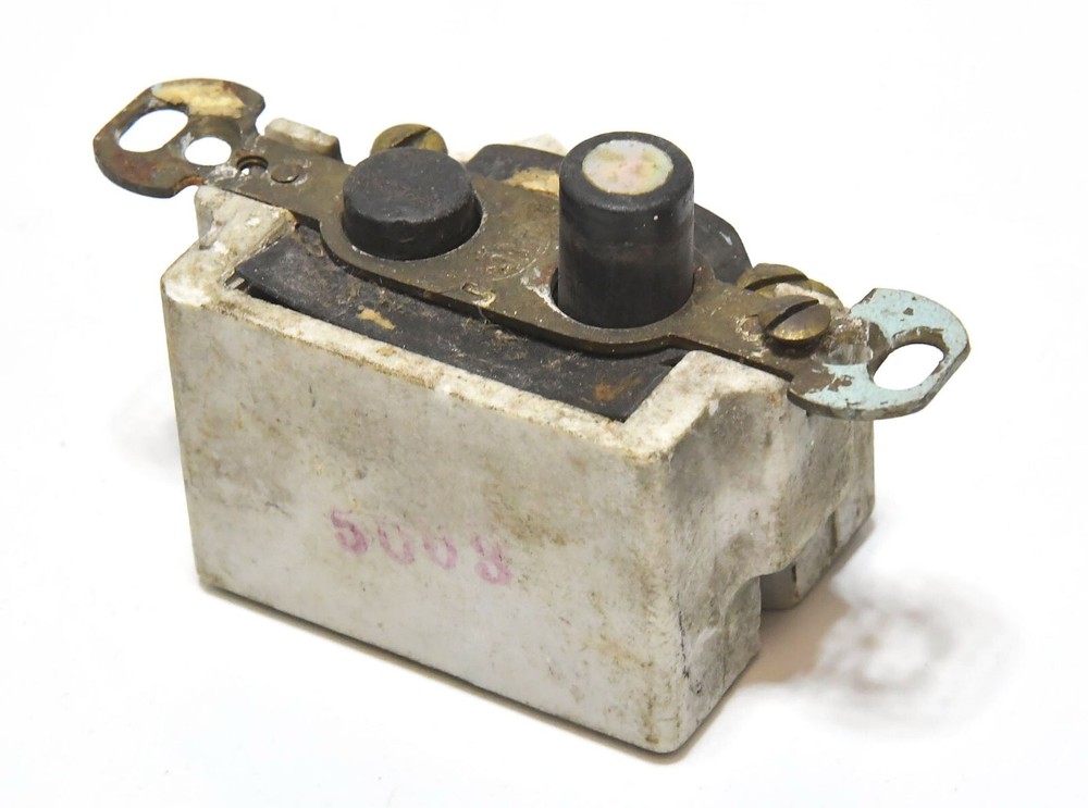 VINTAGE SINGLE POLE PUSH BUTTON LIGHT SWITCH #3