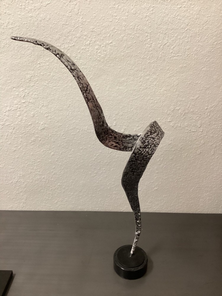 Abstract Silas Style Swirl Sculpture