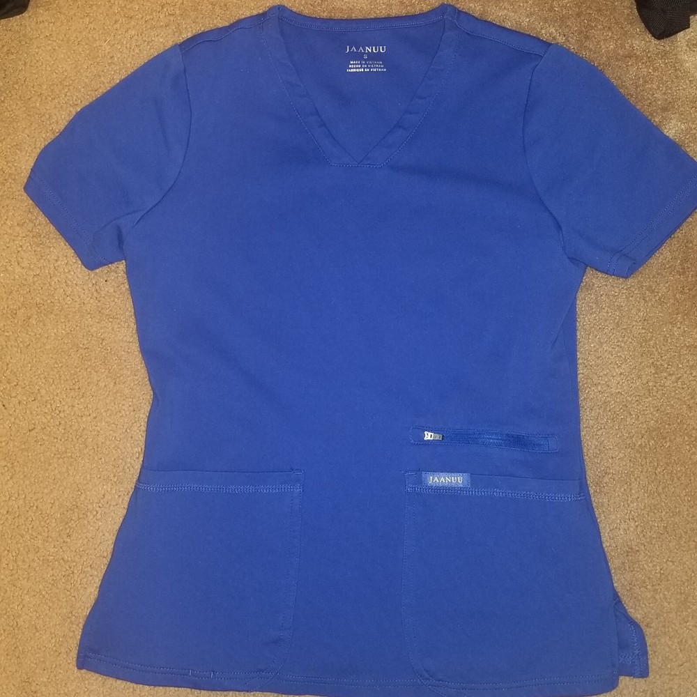 2 tops/ 1 bottom scrubs new size small