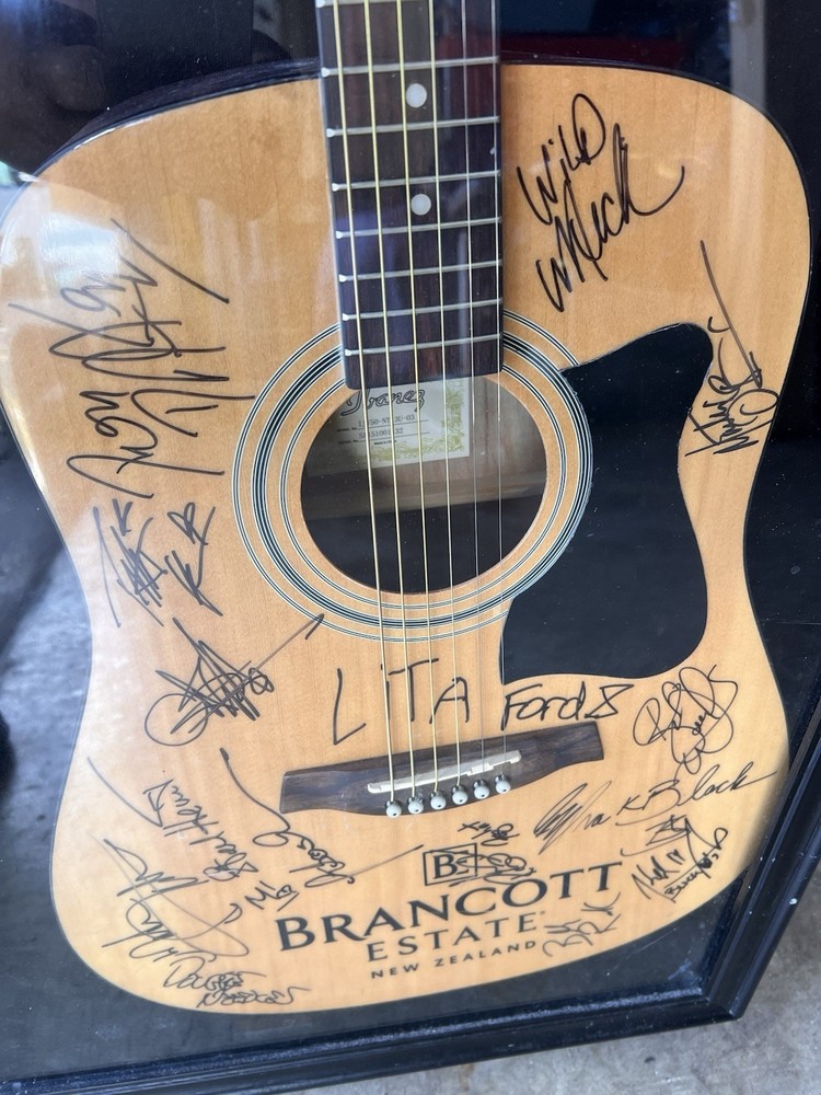 Ibanez Guitar Autograph