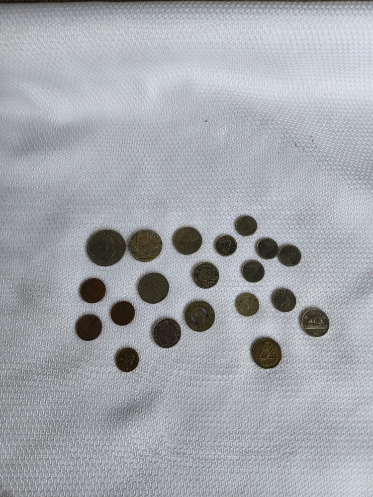 Mixed World Coins Lot – Foreign Coins + Token