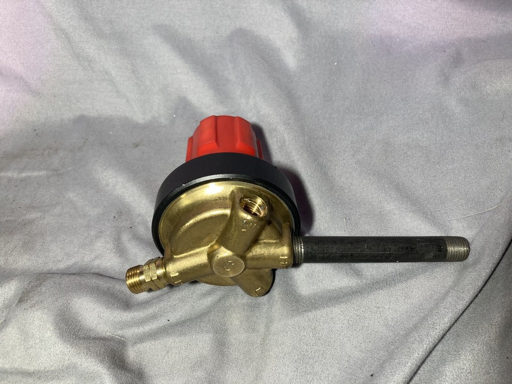 Victor G250-15-300 Medium Duty Single Stage Acetylene Regulator