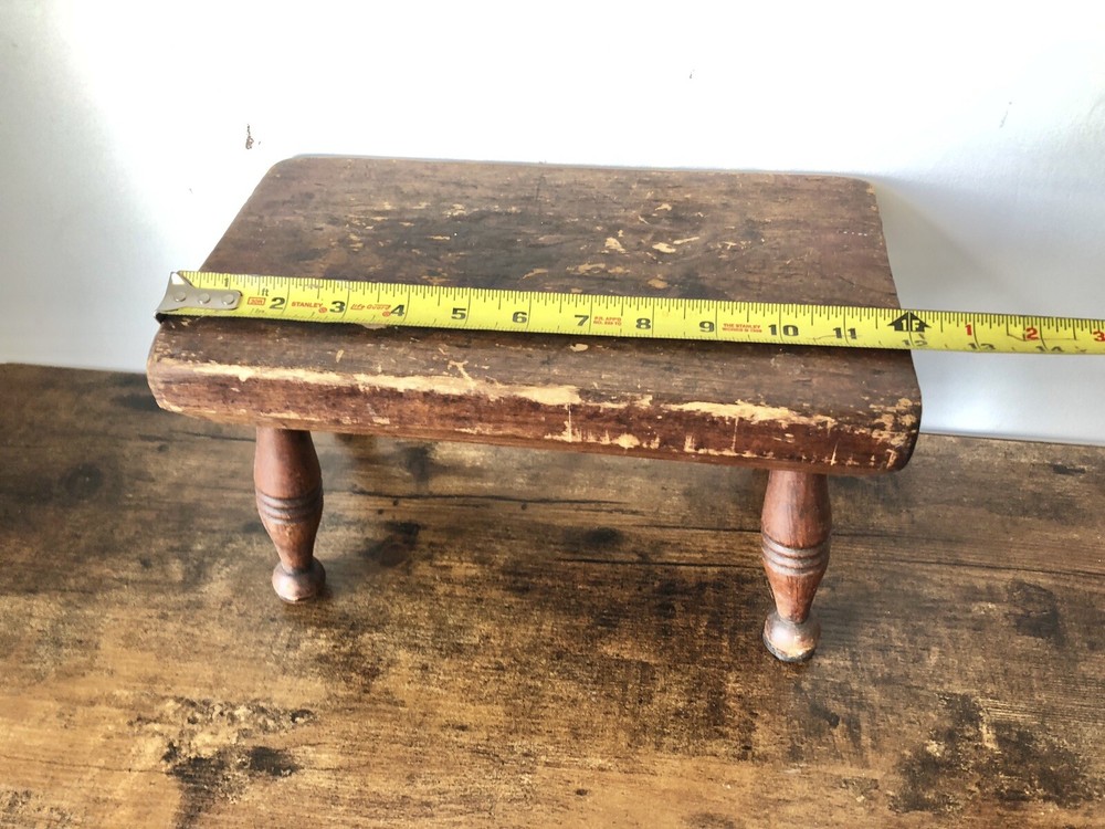 Rare 19th C. Shaker Rectangle Foot/Step Stool/Rest Button Feet Original Surface