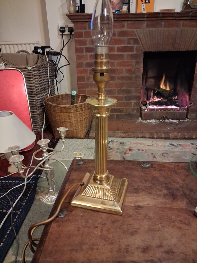 Vintage BHS Corinthian Brass Table Lamp 29cm
