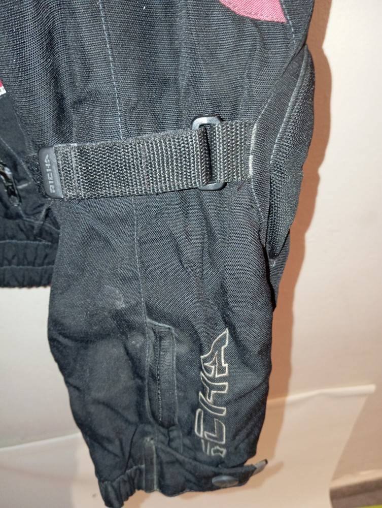 "Right Motorcycle Jacket: Unmatched Performance, Protection and Style