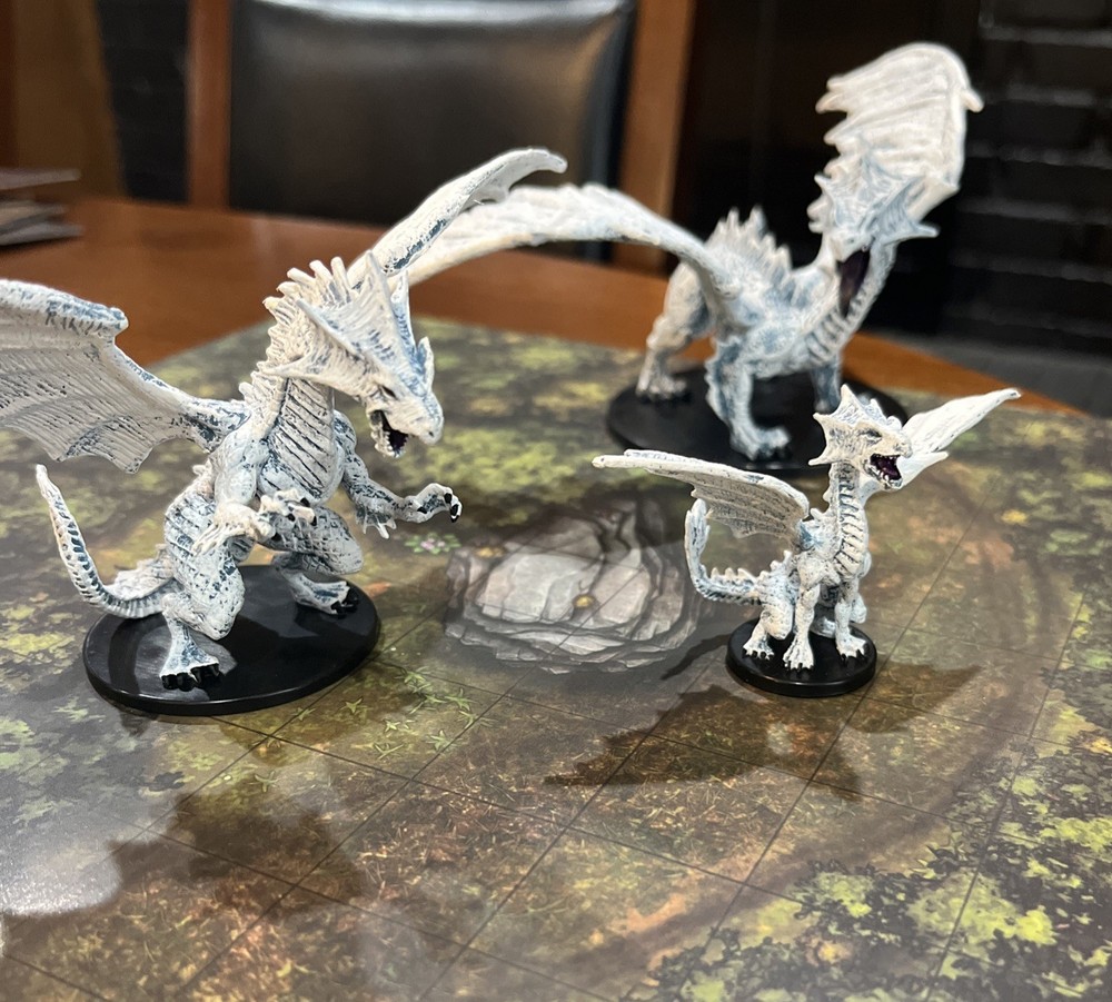 Pathfinder Battles White Dragon Evolution Boxed Set