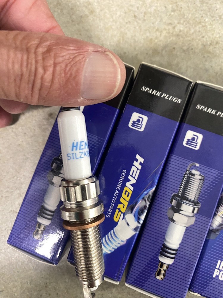 (4-Pack) NGK Spark Plugs SILZKBR8C8S
