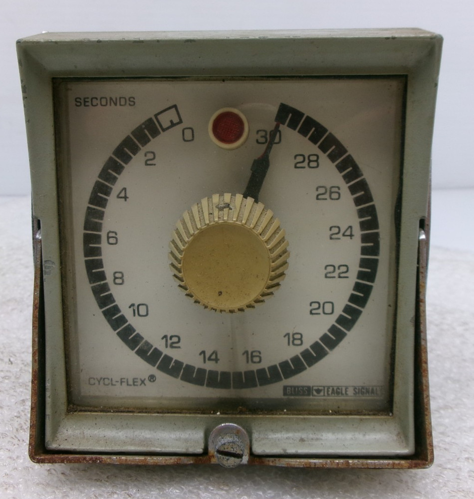 EAGLE SIGNAL DIVISION CYCLE-FLEX 30 SECOND ANALOG TIMER HP50A6 #363E