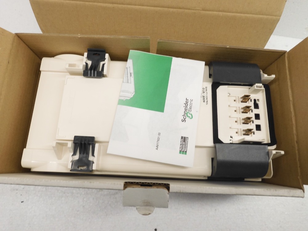 KNB63SM48, Schneider -New-