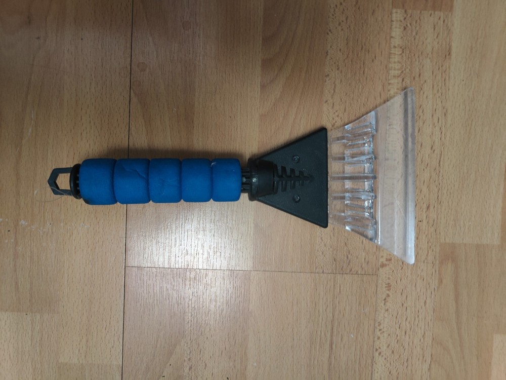 Snow car ice Scraper with Extra-Wide Blade, Ergonomic Soft-Grip Handle