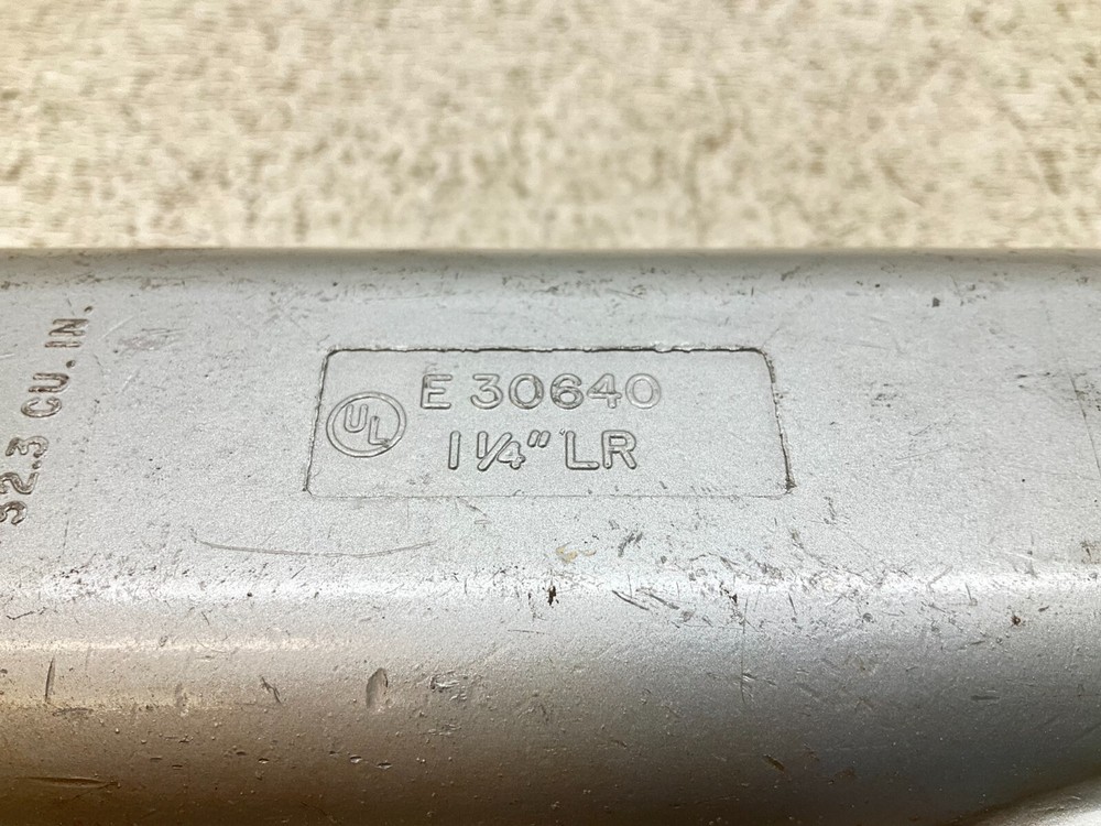 Appleton E30640 1-1/4" Conduit Body LR (TSC)