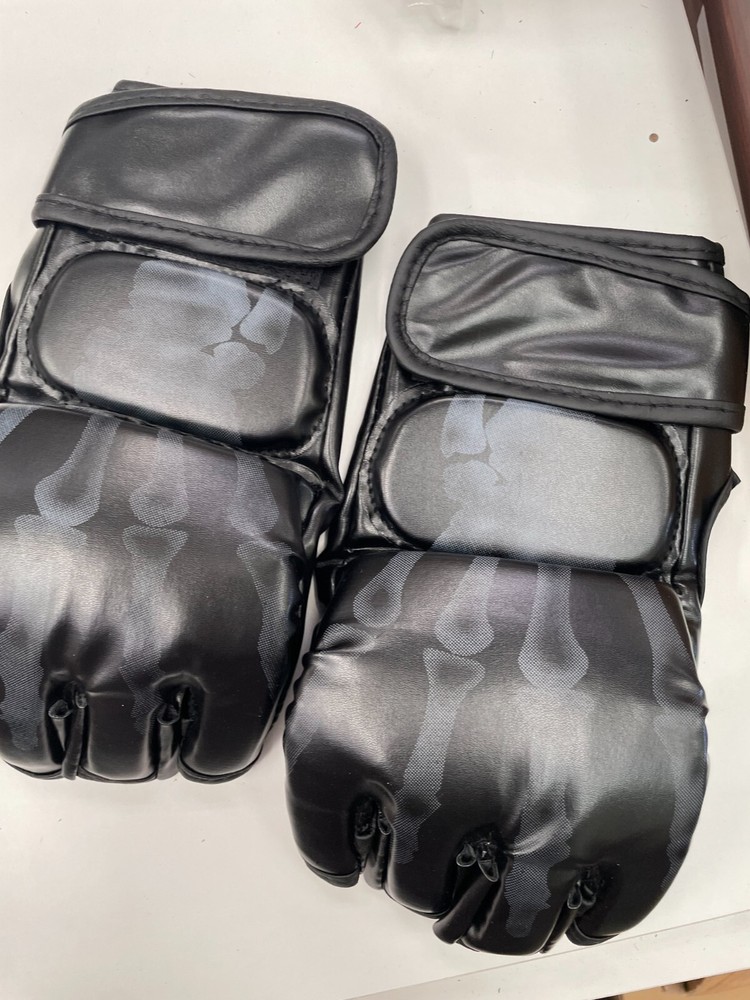 Fingerless Padded Boxing Multi-Use Gloves - Skeleton Design