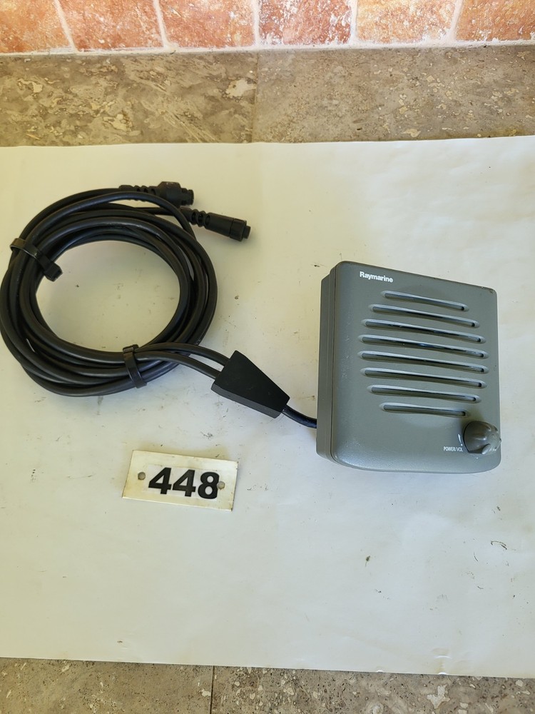 Raymarine RAY240E Active Marine Speaker
