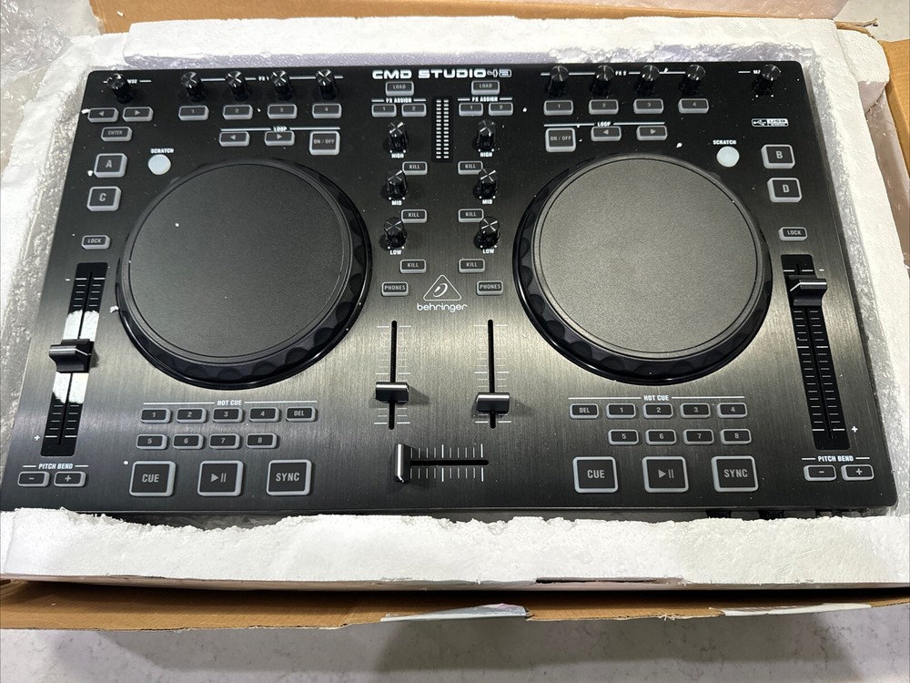 Behringer CMD Studio 4a DJ MIDI Controller