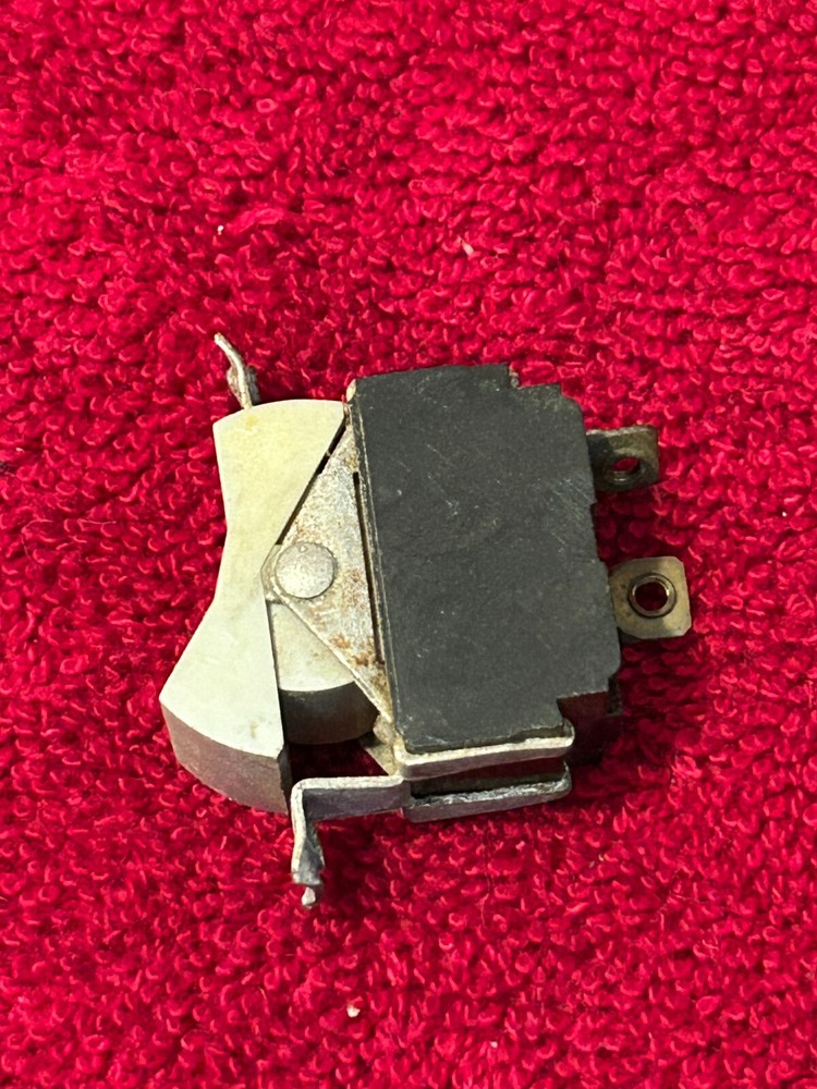 AIRCRAFT LEFT MAGNETO ROCKER SWITCH