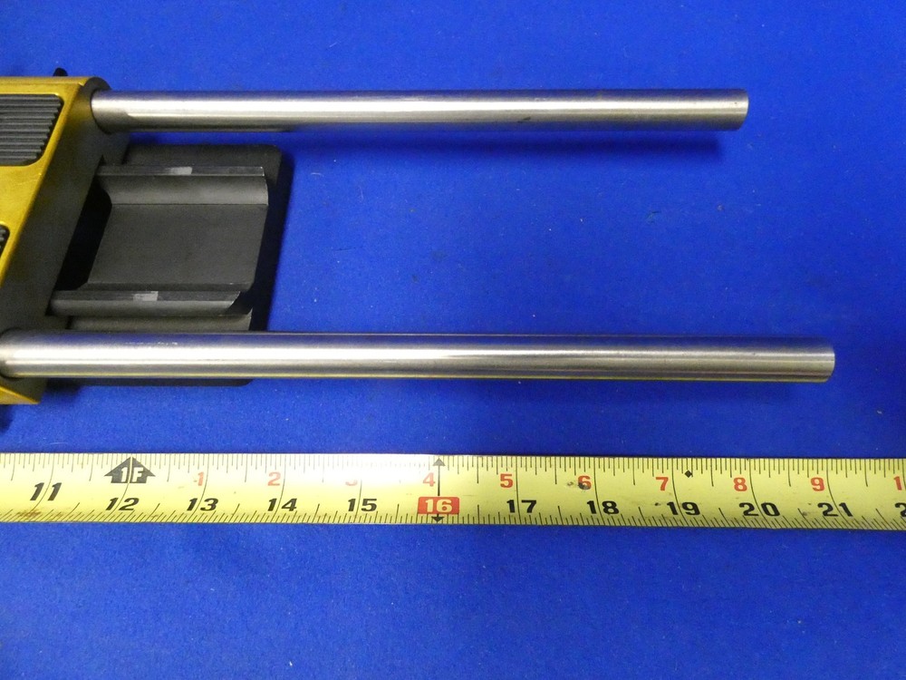 Autoscript Teleprompter Camera Mount w/15mm Rods