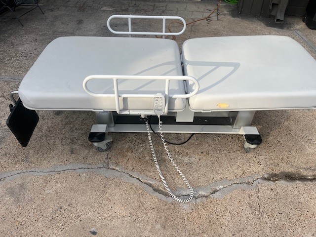 Oakworks Power Examination Table