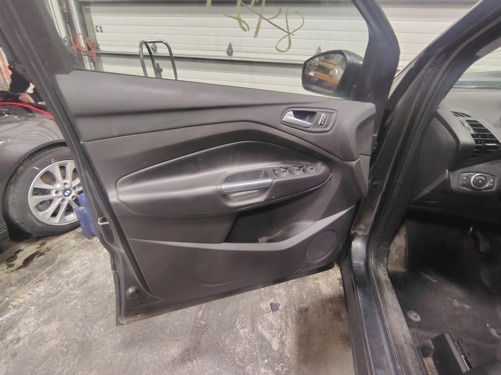 Used A/C Selector Switch fits: 2019 Ford Escape front automatic temperature cont