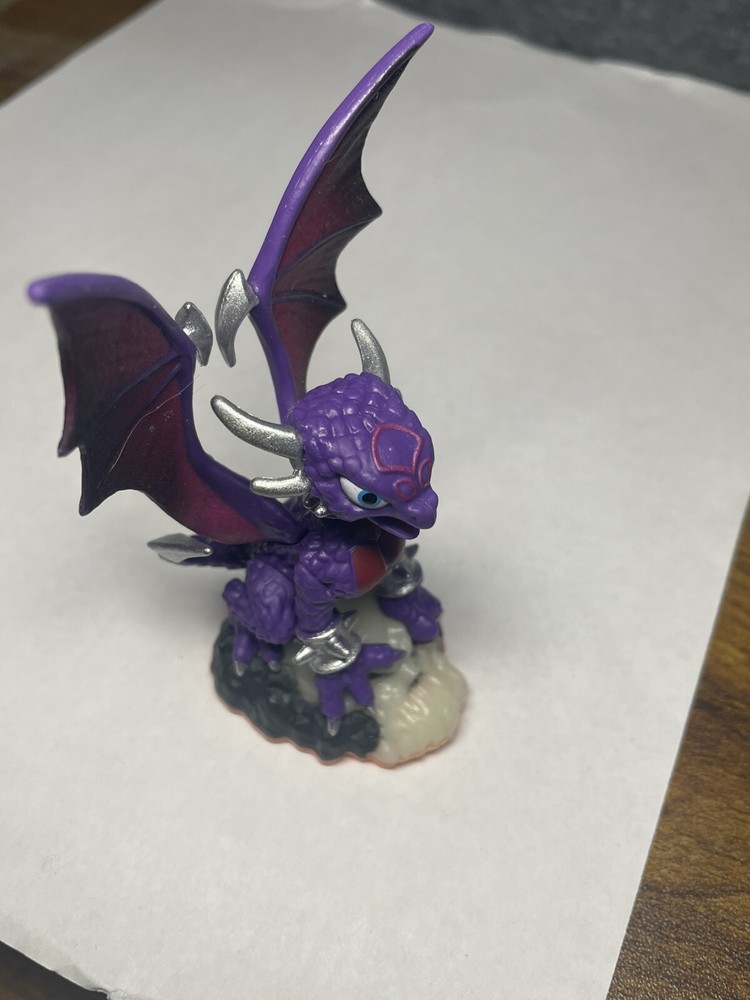 Skylanders: Giants: Cynder