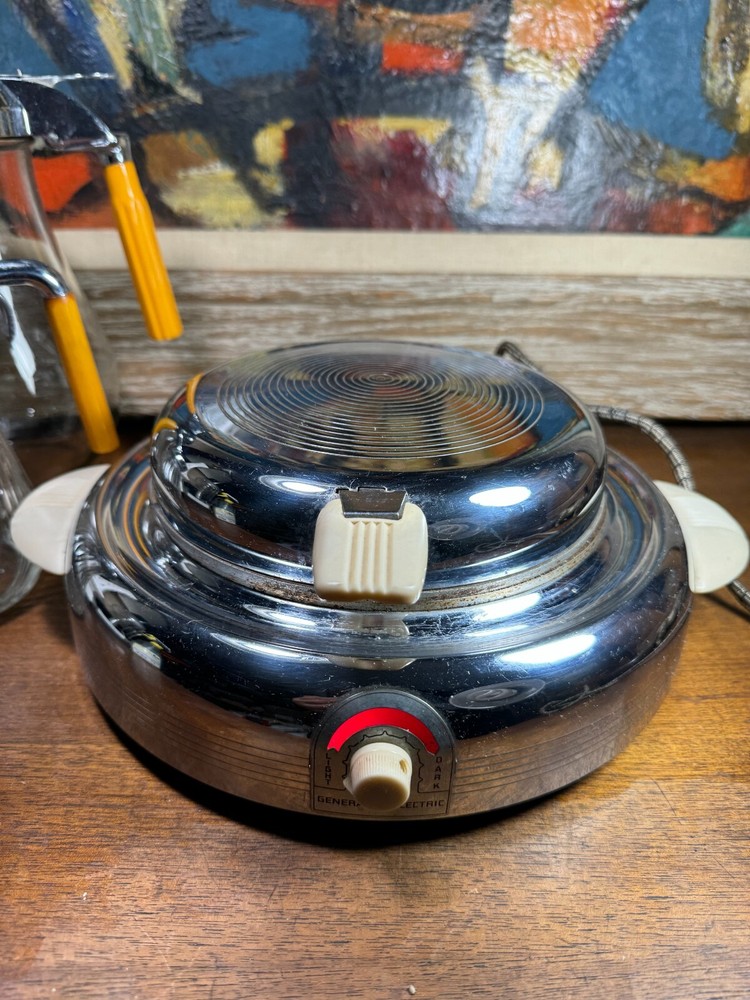 CHROME ART DECO WAFFLE MAKER