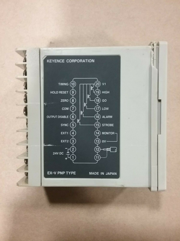 Keyence EX-V01P Instrumentation Amplifier with mount #68F4