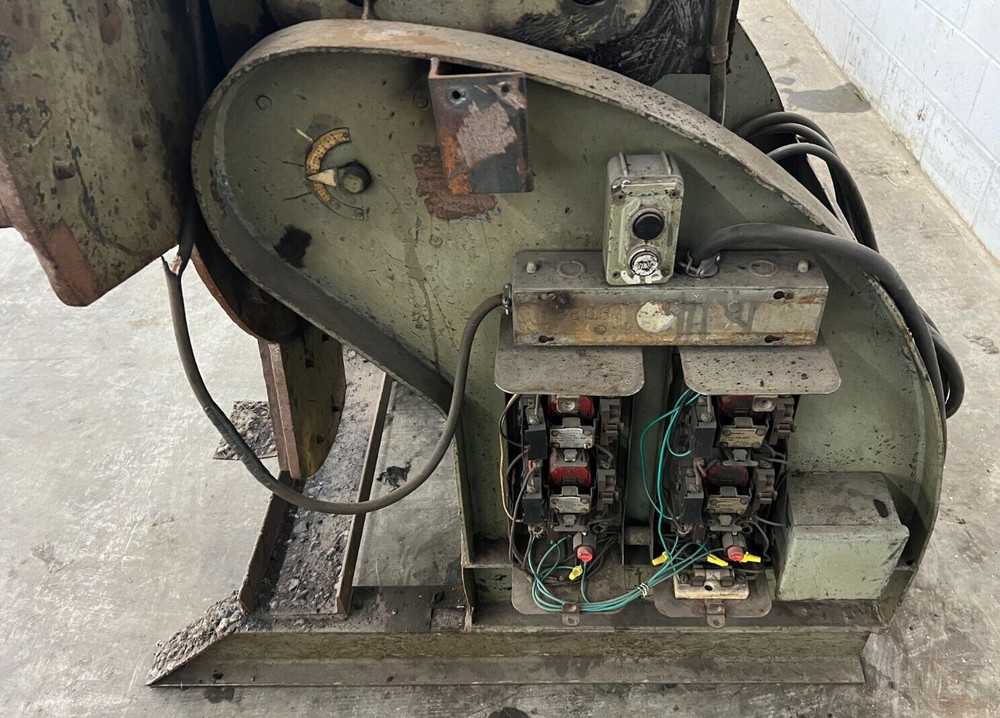 WEBB MODEL P-25 2500LB CAPACITY WELDING POSITIONER