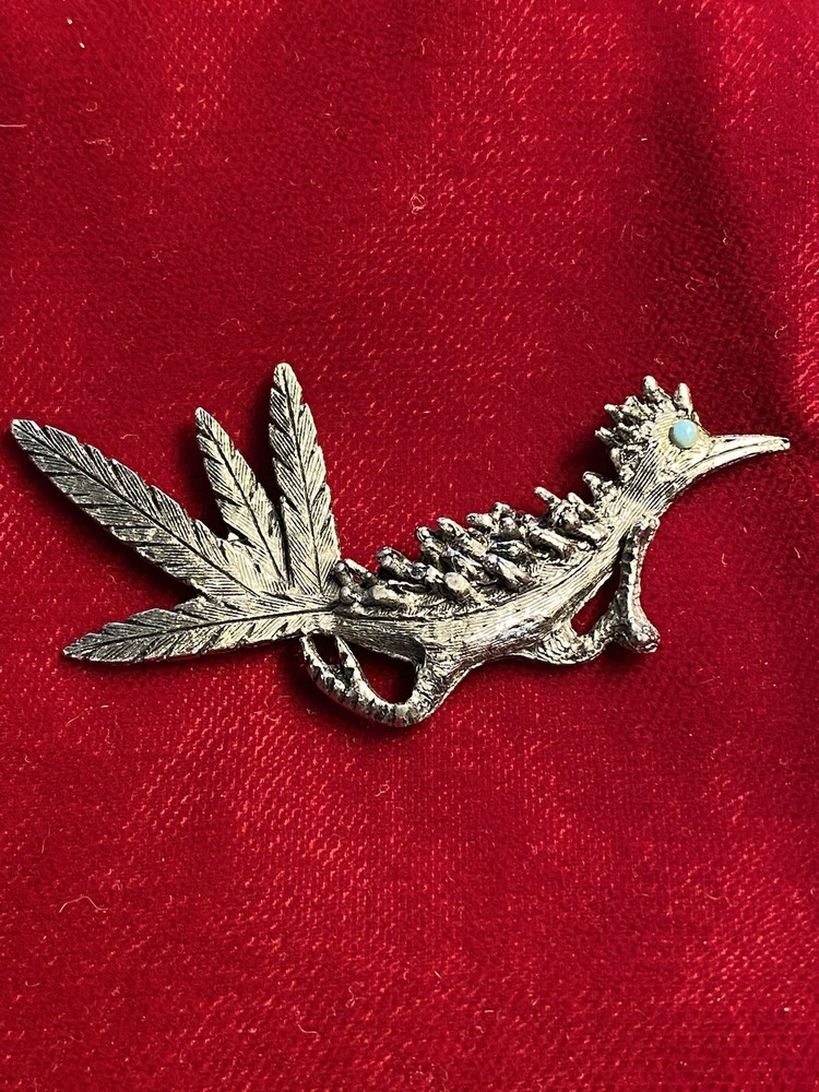 Detailed 3D Roadrunner Bird Pewter Pin Piece Back Post Broken 2.25"