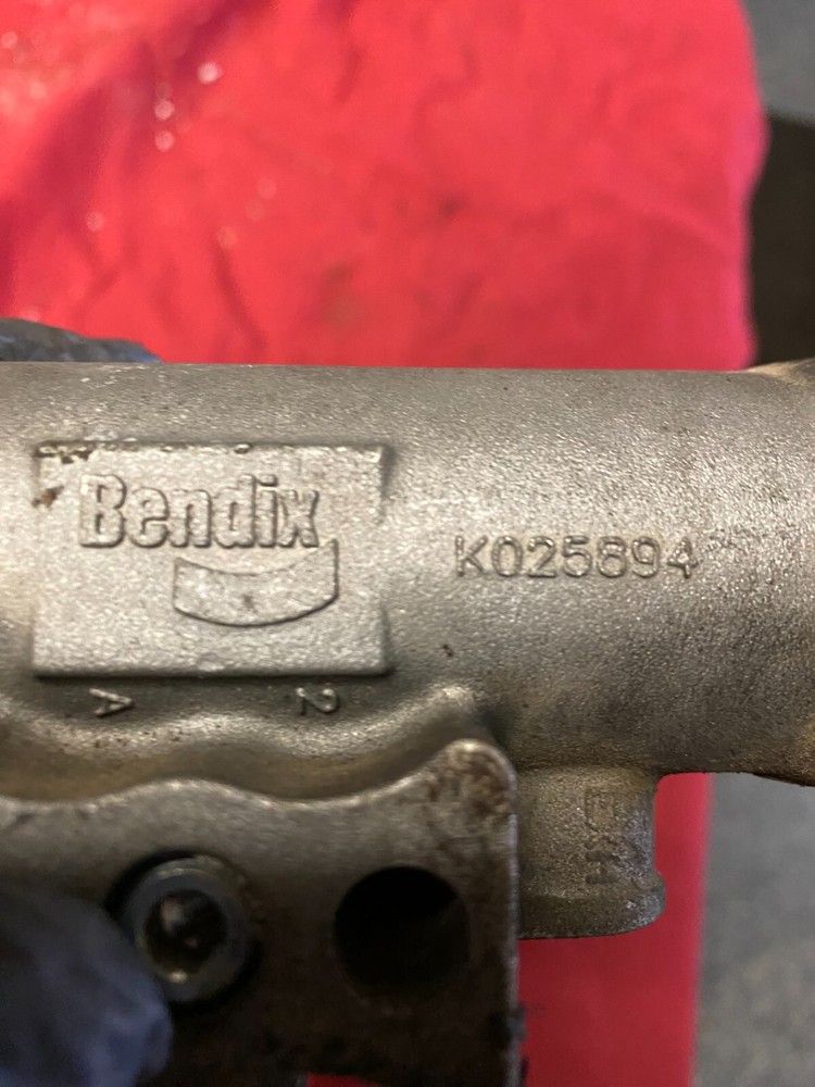 Cummins OEM Bendix Air Compressor Governor K025894