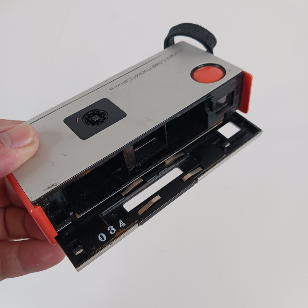 Vintage JC Penney 22 Instant Load Pocket Camera - untested