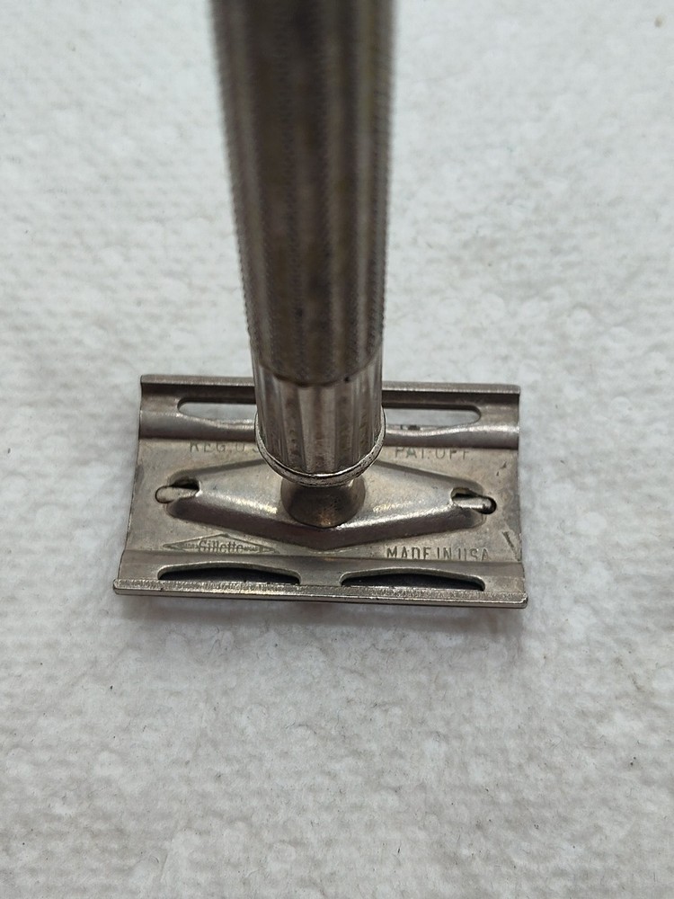 Vintage Original 1940's Gillette Tech Razor No Date Code