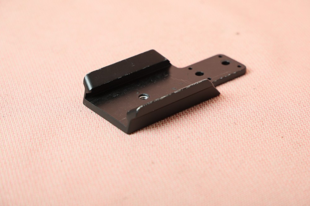 Video Support - Blackmagic URSA Mini VF Adapter Plate