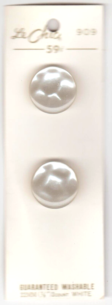 Le Chic Buttons #909 White Size 22mm (7/8")