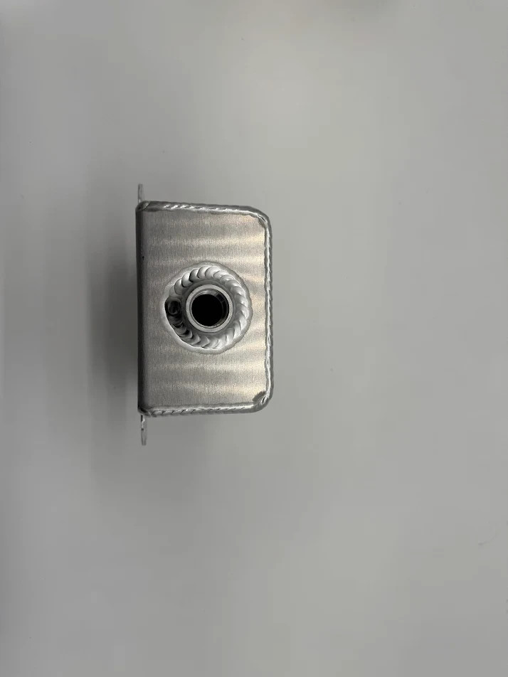 Moroso 63766 Universal Expansion Tank, Silver