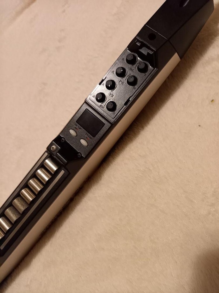 AKAI EWI4000S Wireless Electronic Wind Synthesizer Working