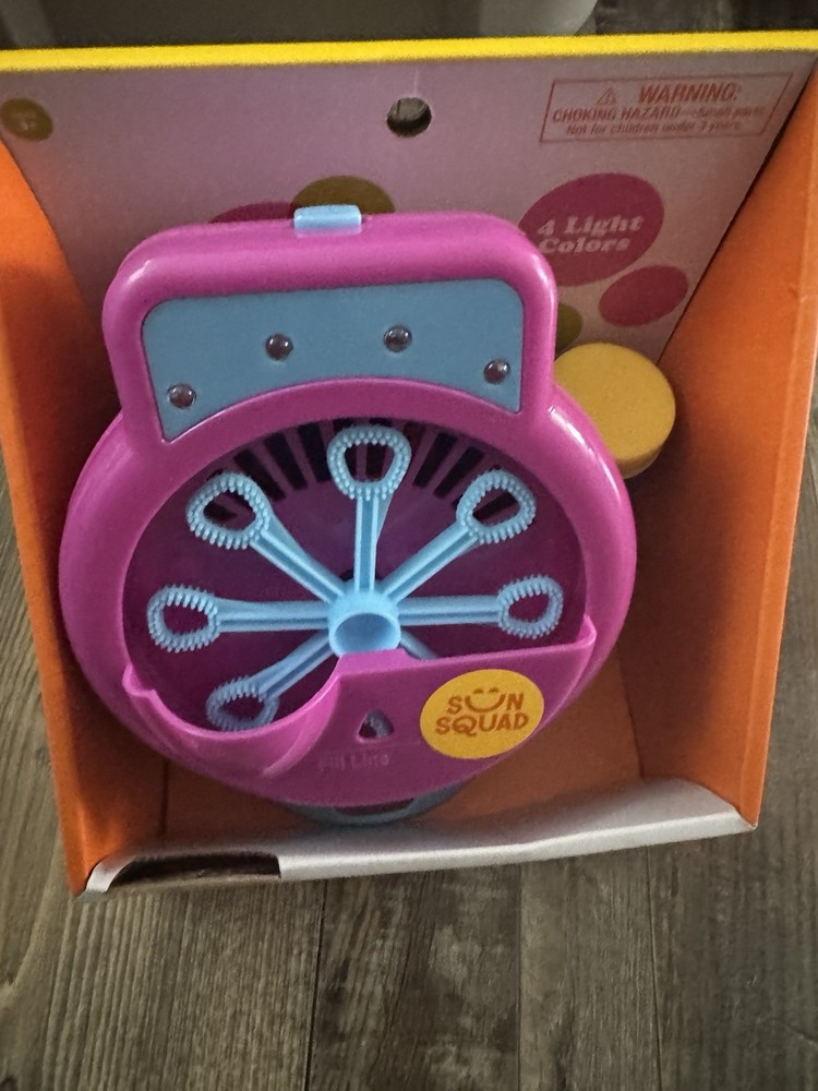 Sun Squad Light Up Party Bubble Maker