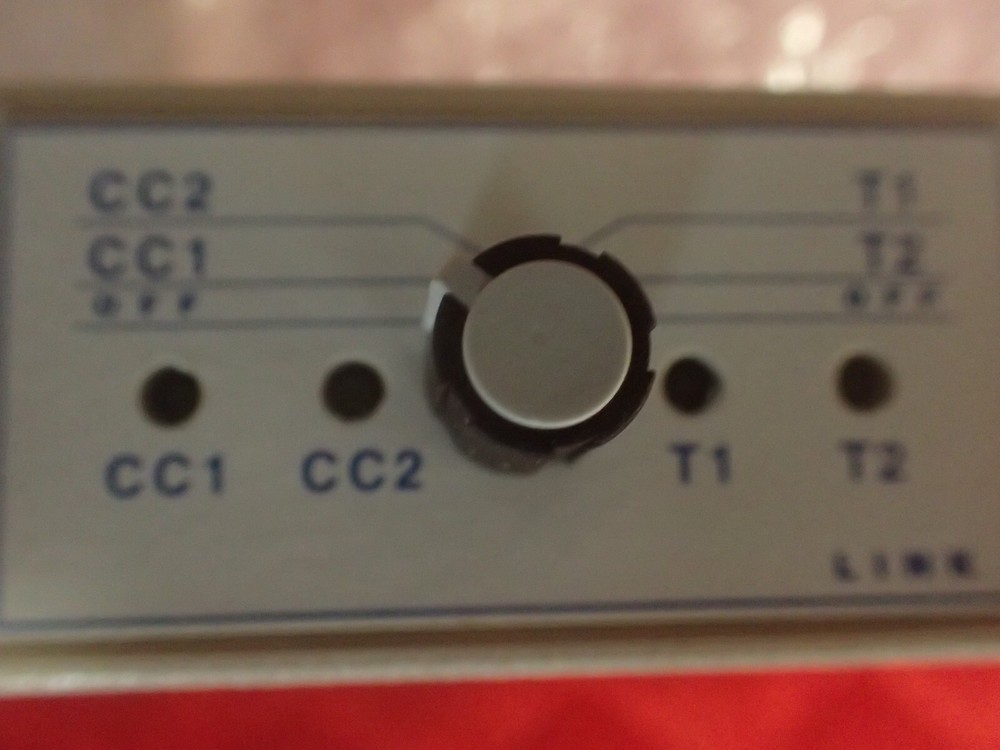 Link Electronics - PCD-85 - Portable Closed Caption Decoder - with Power Supply