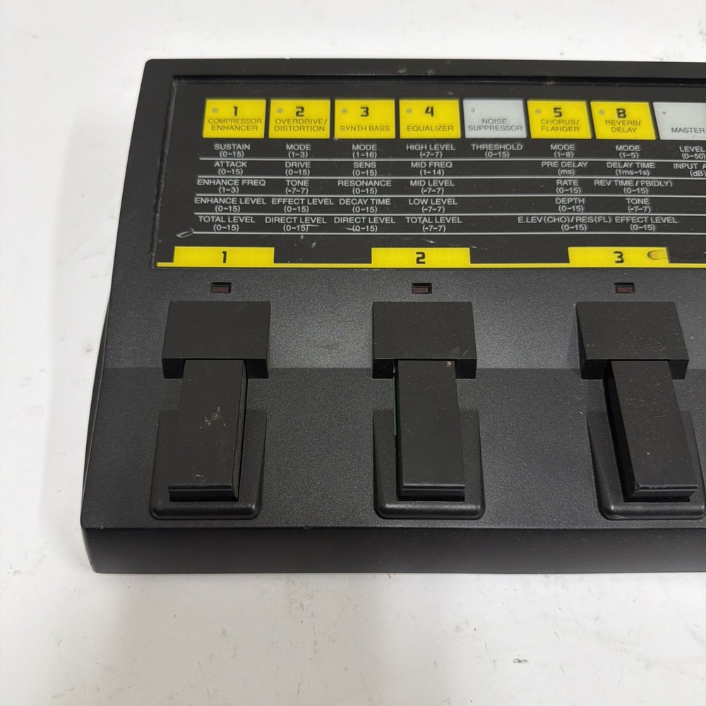 Boss ME-6B Bass Multiple Effects