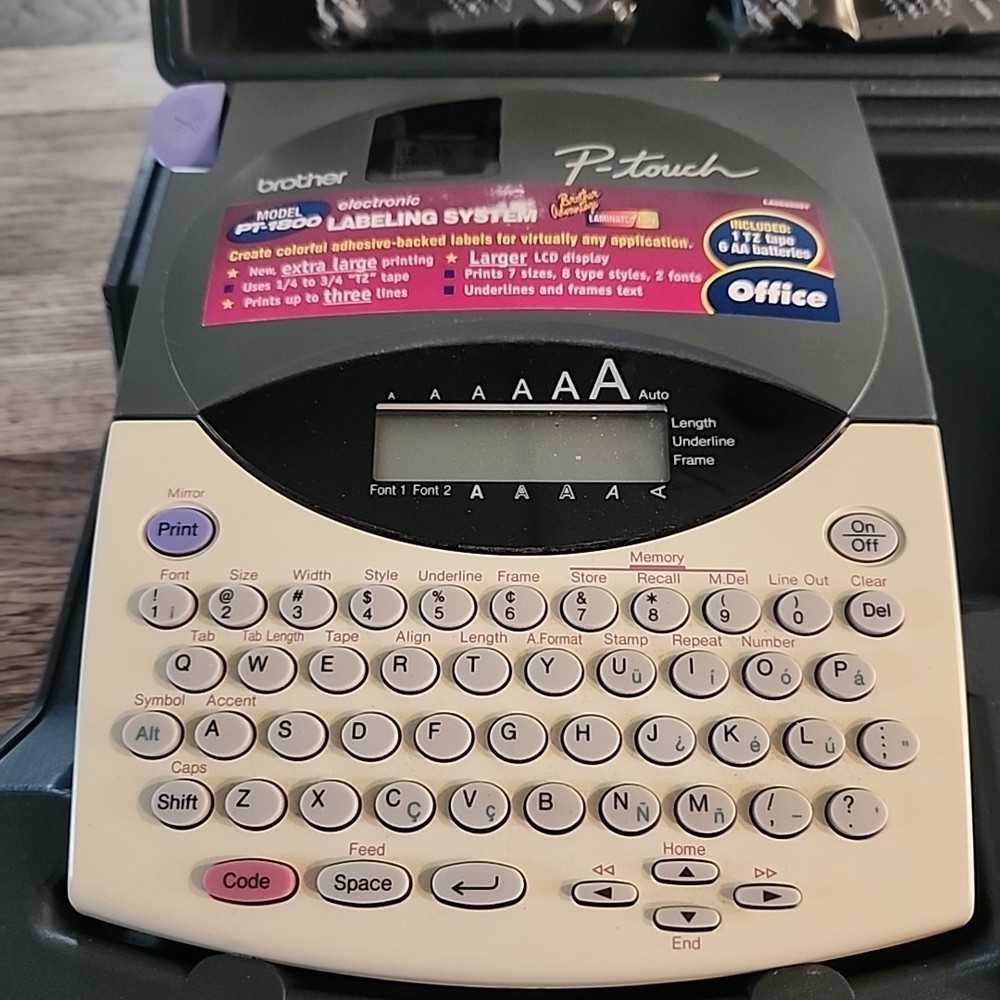 Brother P-Touch PT-1800 Label Maker Thermal Printer Electronic Labeling System