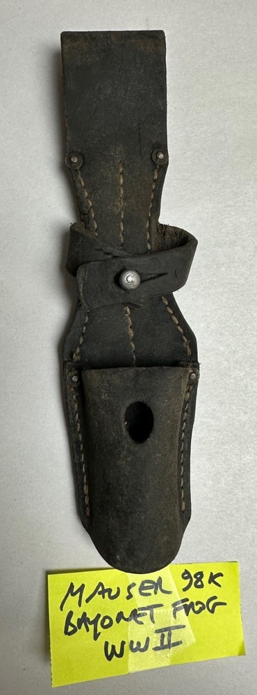 MAUSER 98K LEATHER FROG FOR BAYONET.