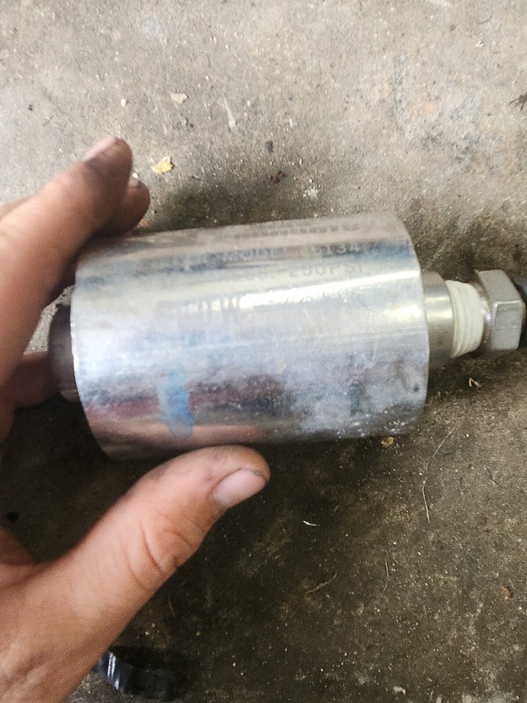 Matheson Gas Filter, Model 6134 (Max. Press. 250 PSI)