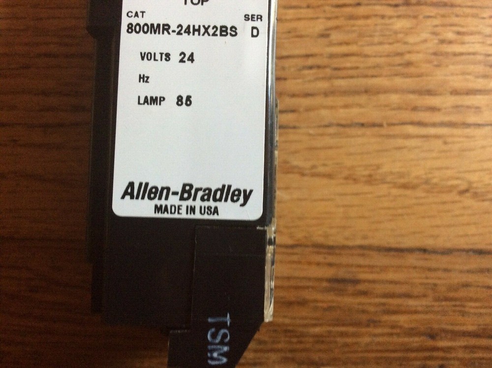 ALLEN BRADLEY 800MR-24HX2BS RED SELECTOR SWITCH SERIES D
