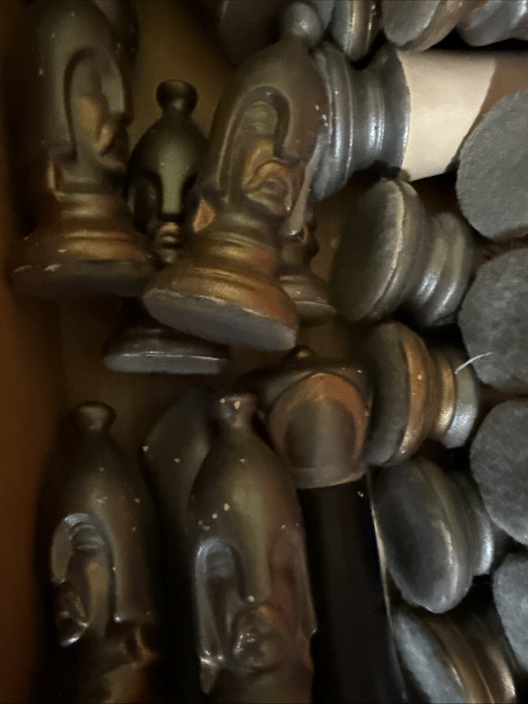 VTG Ceramic Medieval Chess Piece Set Silver Gold DEFECTS & 1 PC BROKEN mcf
