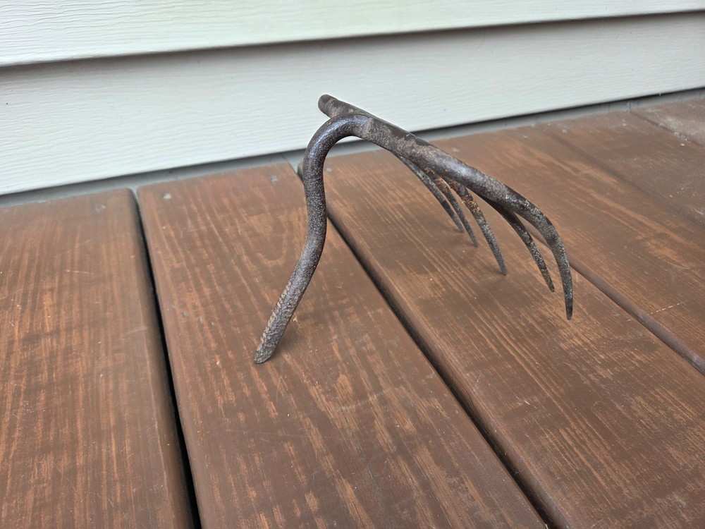 Vintage Primitive Bent Fork Rake Head 5 Tines Rusty Rustic no handle