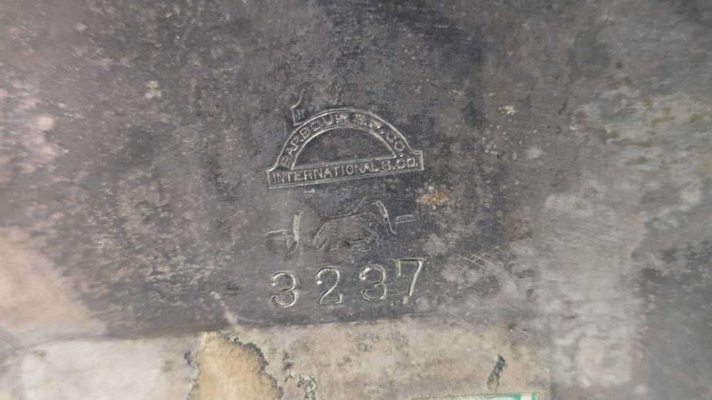 BARBOUR SILVER #3237 SILVER PLATE REPOUSSE TEA CADDY