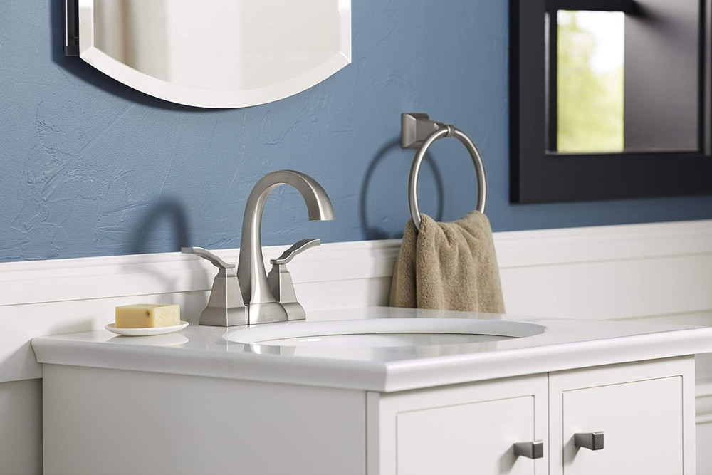 RIDGEPORT™ CENTERSET LAV FAUCET